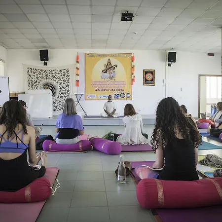 Yoga Mea Retreat * チェゼナーティコ